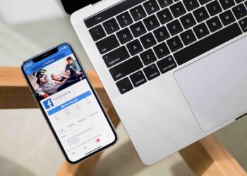 Tài khoản Facebook bị khóa: Nguyên nhân & Cách khắc phục
